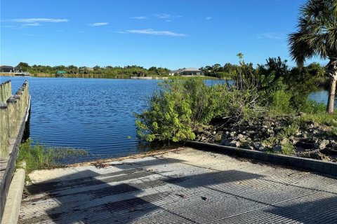 Terreno en venta en Port Charlotte, Florida № 2206630 - foto 15