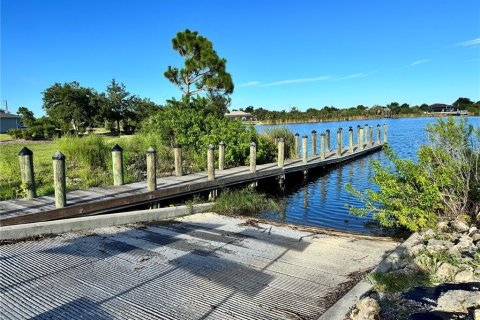 Terreno en venta en Port Charlotte, Florida № 2206630 - foto 14