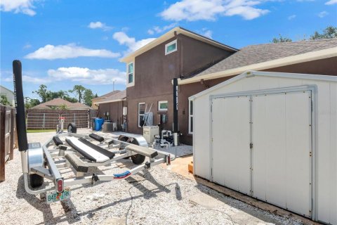 Casa en venta en Brandon, Florida, 4 dormitorios, 205.31 m2 № 2303282 - foto 16