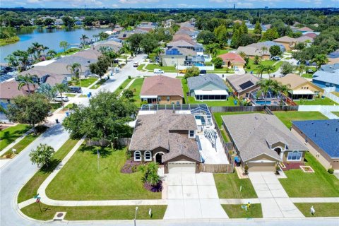 Casa en venta en Brandon, Florida, 4 dormitorios, 205.31 m2 № 2303282 - foto 23