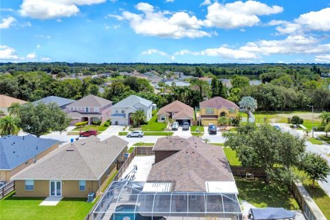 Casa en venta en Brandon, Florida, 4 dormitorios, 205.31 m2 № 2303282 - foto 27