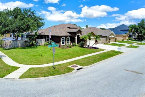 Casa en venta en Brandon, Florida, 4 dormitorios, 205.31 m2 № 2303282 - foto 18