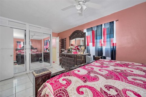 House in Margate, Florida 2 bedrooms, 105.35 sq.m. № 1697098 - photo 19