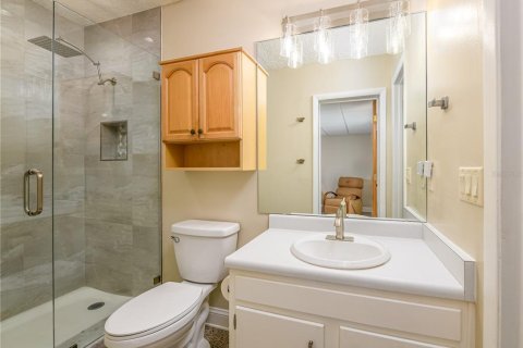 House in Brandon, Florida 3 bedrooms, 139.35 sq.m. № 2213546 - photo 18