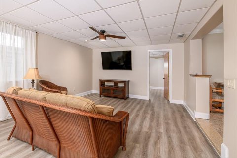 House in Brandon, Florida 3 bedrooms, 139.35 sq.m. № 2213546 - photo 14