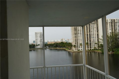 Copropriété à louer à Aventura, Floride: 2 chambres, 100.61 m2 № 1981703 - photo 26