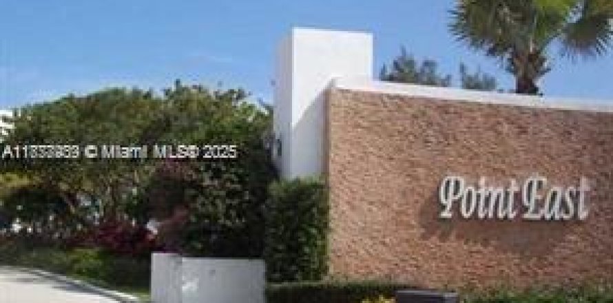 Condo à Aventura, Floride, 2 chambres № 1981703