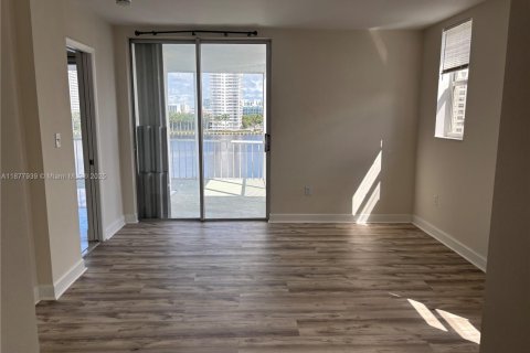 Copropriété à louer à Aventura, Floride: 2 chambres, 100.61 m2 № 1981703 - photo 20