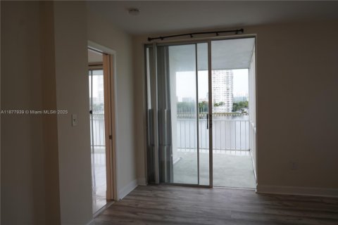 Copropriété à louer à Aventura, Floride: 2 chambres, 100.61 m2 № 1981703 - photo 16