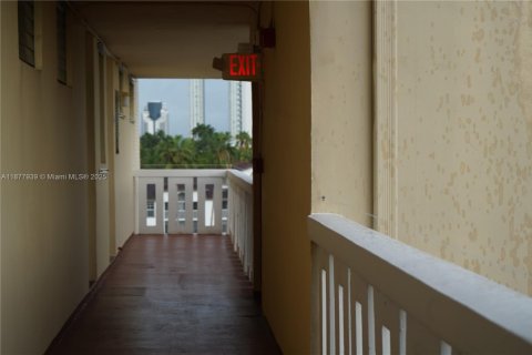 Copropriété à louer à Aventura, Floride: 2 chambres, 100.61 m2 № 1981703 - photo 29