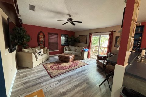 Villa ou maison à louer à Bradenton, Floride: 3 chambres, 96.62 m2 № 2113799 - photo 7