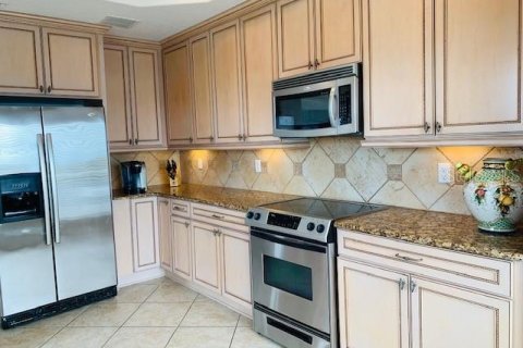 Снять в аренду кондоминиум в Орландо, Флорида 7 комнат, 193.7м2, № 1912337 - фото 12