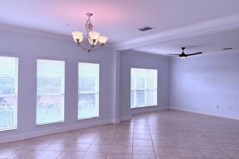 Снять в аренду кондоминиум в Орландо, Флорида 7 комнат, 193.7м2, № 1912337 - фото 8