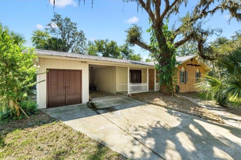 House in Wildwood, Florida 3 bedrooms, 145.67 sq.m. № 1853415 - photo 3