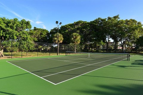 Copropriété à vendre à Longboat Key, Floride: 2 chambres, 129.41 m2 № 2093652 - photo 21