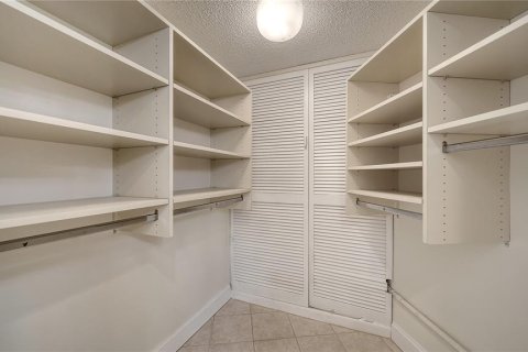 Copropriété à vendre à Longboat Key, Floride: 2 chambres, 129.41 m2 № 2093652 - photo 16