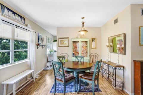 Copropriété à vendre à Clearwater, Floride: 2 chambres, 102.19 m2 № 1918811 - photo 8