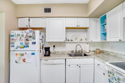 Copropriété à vendre à Clearwater, Floride: 2 chambres, 102.19 m2 № 1918811 - photo 10