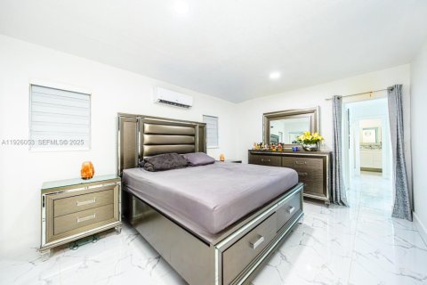 Купить виллу или дом в Майами, Флорида 3 спальни, 205.69м2, № 2039207 - фото 15