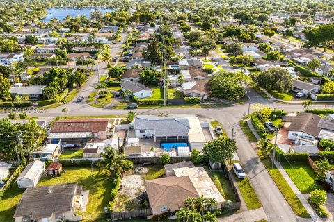 Купить виллу или дом в Майами, Флорида 3 спальни, 205.69м2, № 2039207 - фото 6