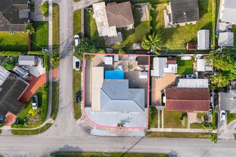 Купить виллу или дом в Майами, Флорида 3 спальни, 205.69м2, № 2039207 - фото 3