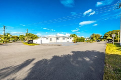 Купить виллу или дом в Майами, Флорида 3 спальни, 205.69м2, № 2039207 - фото 2