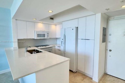 Купить кондоминиум в Майами-Бич, Флорида 1 спальня, 86.4м2, № 1932823 - фото 7