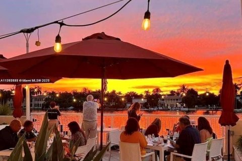 Купить кондоминиум в Майами-Бич, Флорида 1 спальня, 86.4м2, № 1932823 - фото 20