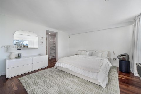 Condominio en venta en Miami Beach, Florida, 2 dormitorios, 138.24 m2 № 2026581 - foto 19