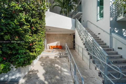 Condominio en venta en Miami Beach, Florida, 2 dormitorios, 138.24 m2 № 2026581 - foto 3