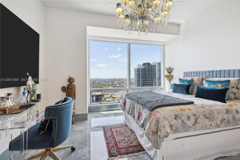 Condominio en alquiler en Miami, Florida, 2 dormitorios, 198.72 m2 № 2339959 - foto 19