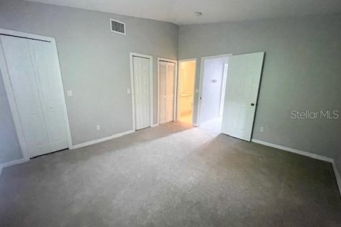 Townhouse in Tampa, Florida 2 bedrooms, 112.97 sq.m. № 1910420 - photo 15