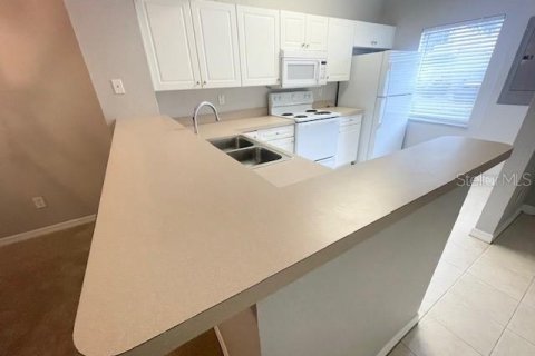 Adosado en alquiler en Tampa, Florida, 2 dormitorios, 112.97 m2 № 1910420 - foto 11