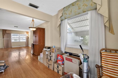 House in Boynton Beach, Florida 2 bedrooms, 117.06 sq.m. № 2244292 - photo 10