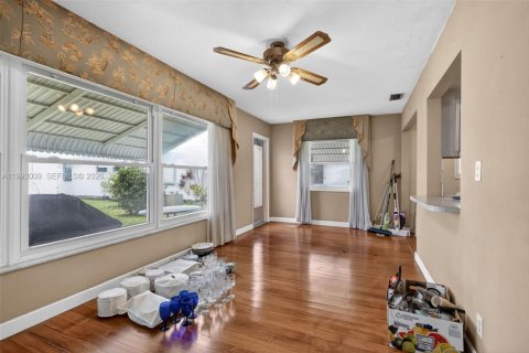 House in Boynton Beach, Florida 2 bedrooms, 117.06 sq.m. № 2244292 - photo 14