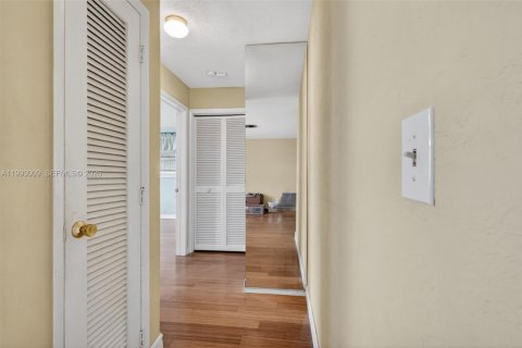 House in Boynton Beach, Florida 2 bedrooms, 117.06 sq.m. № 2244292 - photo 22