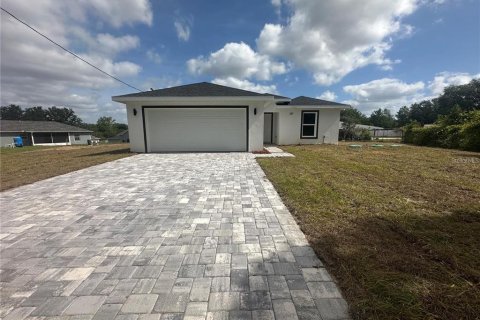 Casa en alquiler en Ocala, Florida, 3 dormitorios, 117.99 m2 № 1901348 - foto 1