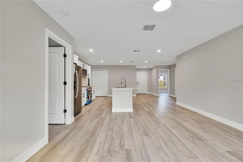 Casa en alquiler en Ocala, Florida, 3 dormitorios, 117.99 m2 № 1901348 - foto 11
