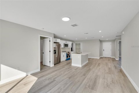 Casa en alquiler en Ocala, Florida, 3 dormitorios, 117.99 m2 № 1901348 - foto 10