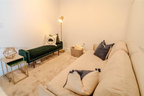 Снять в аренду кондоминиум в Майами, Флорида 3 спальни, 198.9м2, № 2008770 - фото 15