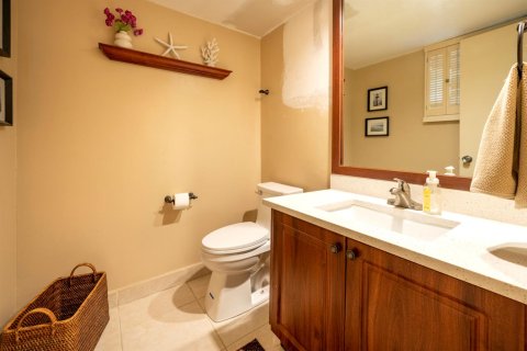 Condo in Pompano Beach, Florida, 1 bedroom № 2250047 - photo 8