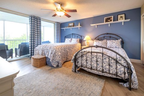 Condo in Pompano Beach, Florida, 1 bedroom № 2250047 - photo 14