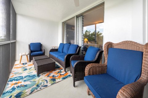 Condo in Pompano Beach, Florida, 1 bedroom № 2250047 - photo 18
