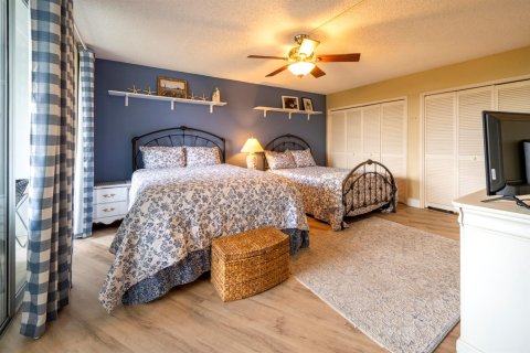 Condo in Pompano Beach, Florida, 1 bedroom № 2250047 - photo 15