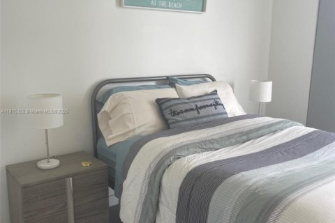 Copropriété à louer à Miami, Floride: 2 chambres, 81.94 m2 № 1766761 - photo 13