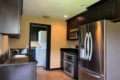 Apartamento en alquiler en Punta Gorda, Florida, 2 dormitorios, 97.18 m2 № 1917838 - foto 7