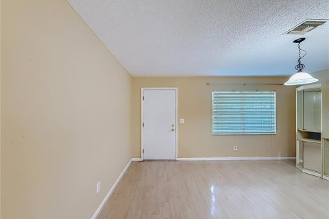 Villa ou maison à vendre à Ocala, Floride: 3 chambres, 123.37 m2 № 2322591 - photo 14