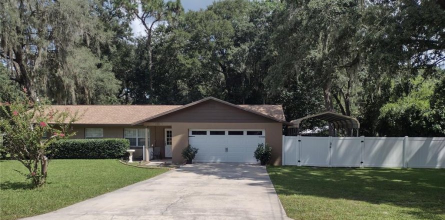 Villa ou maison à Ocala, Floride 3 chambres, 123.37 m2 № 2322591