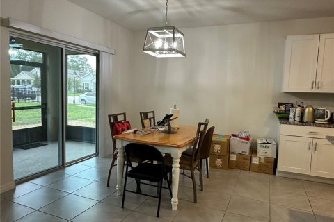 Villa ou maison à vendre à DeLand, Floride: 4 chambres, 171.03 m2 № 1781351 - photo 13
