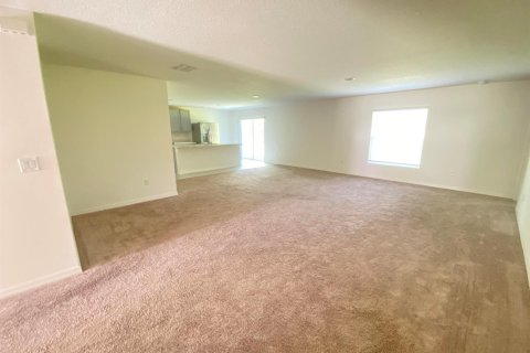 House in St. Lucie, Florida 4 bedrooms, 170.57 sq.m. № 2081554 - photo 6